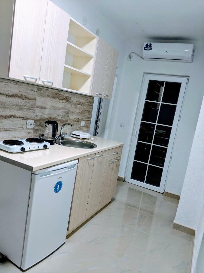 Apartments Groshev Dojran Екстер'єр фото